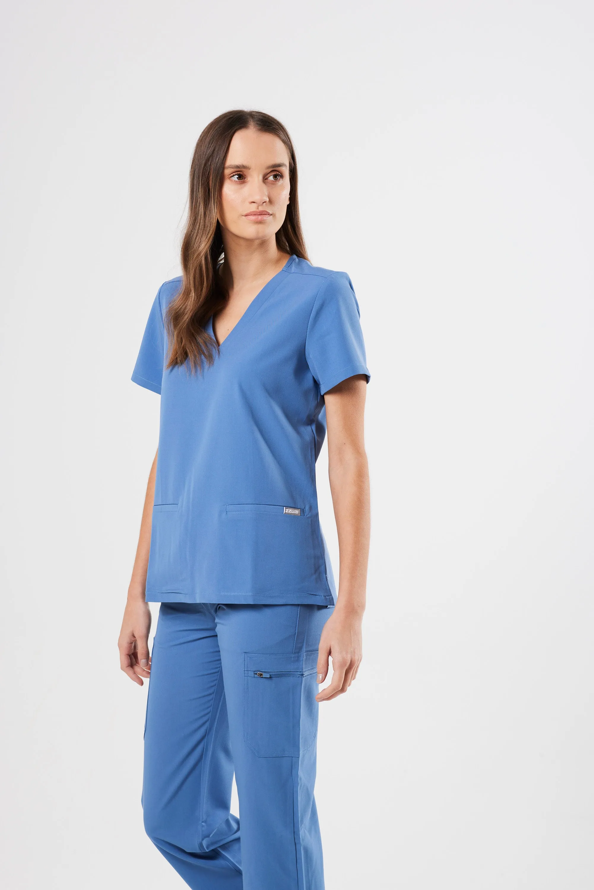 CLASSIC TWO-POCKET WOMEN'S SCRUB TOP (CEIL BLUE)