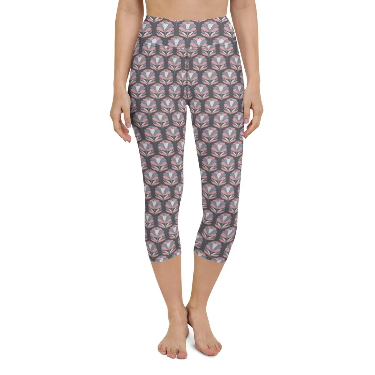 Softly Pattern Women's Capri Yoga Pants