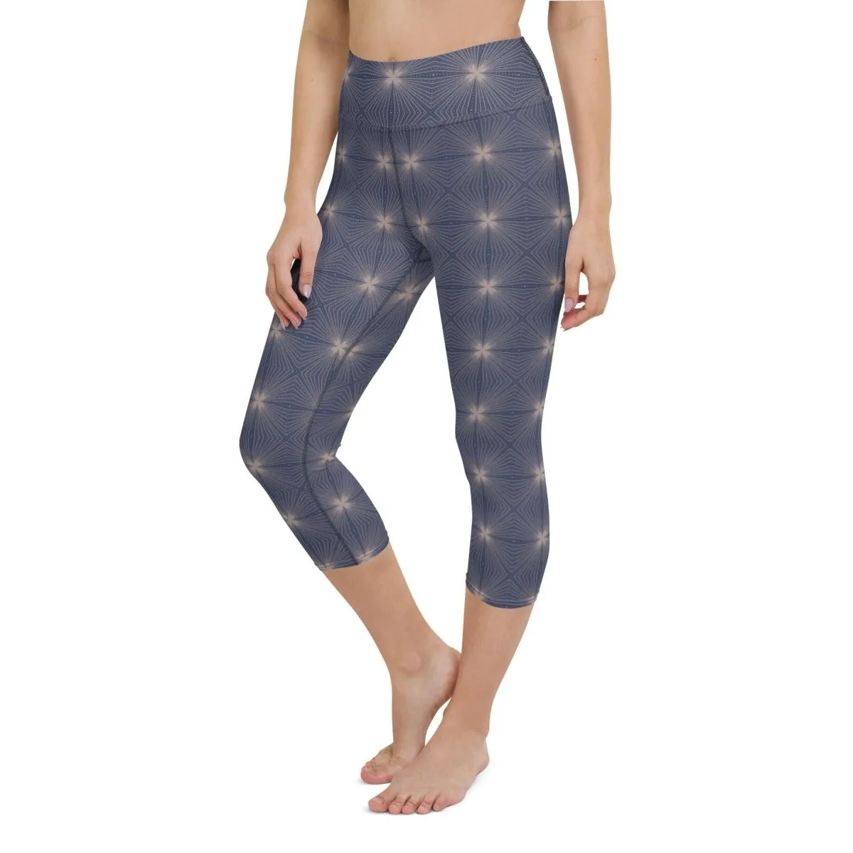 Stars Connected Women's Capri Yoga Pants