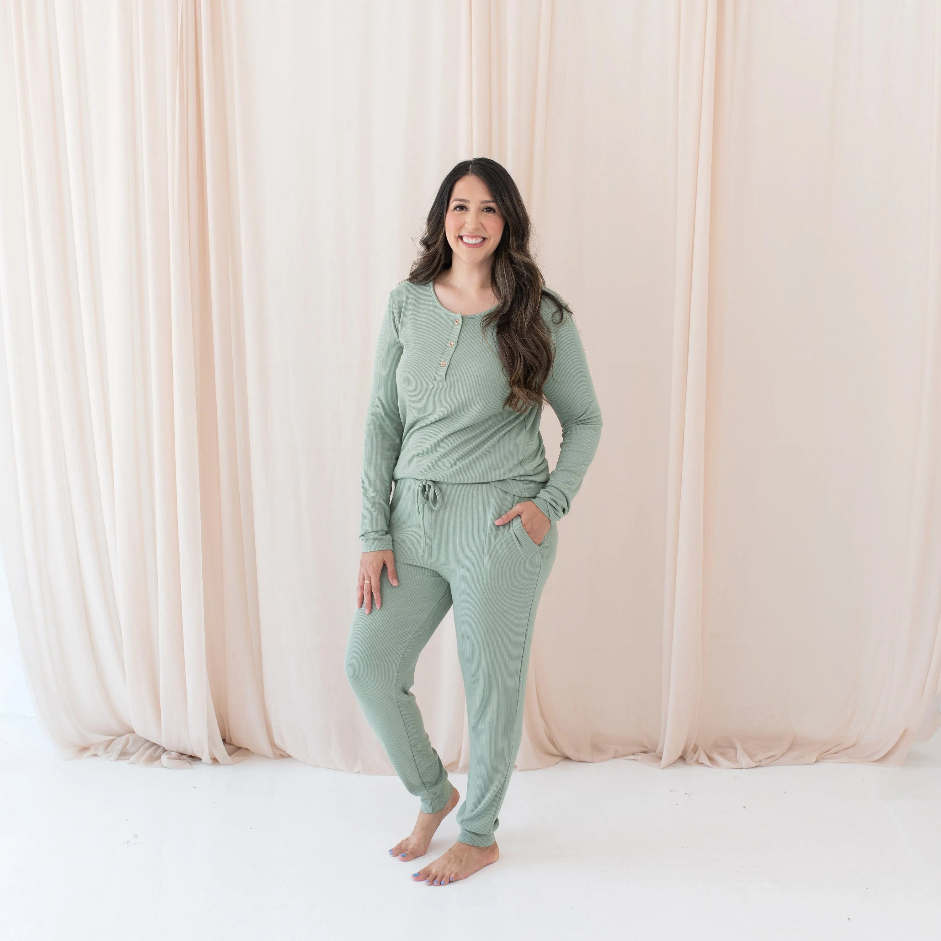 Women's Ribbed Jogger Pant in Thyme