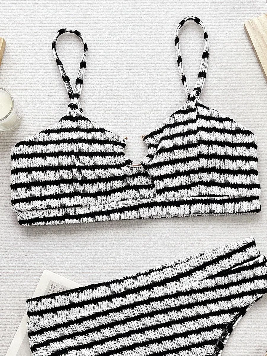 Women's Sexy Jacquard Bikini Set - Trend Black & White Bathing Suit